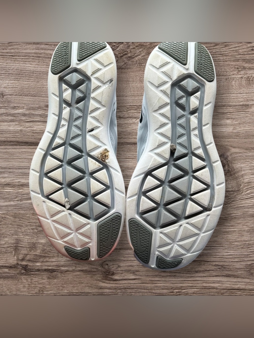 Women’s Nike Grey Free Run Size 7 - Picture 5 of 5